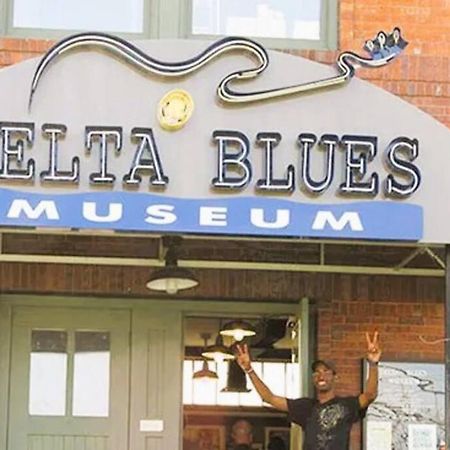 Villa Delta Dream Retreat Clarksdale Esterno foto
